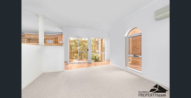 Executive Property in Wandina - Photo 1