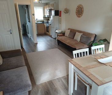 2 Bed Terraced House, Dempsey Close, SO19 - Photo 4