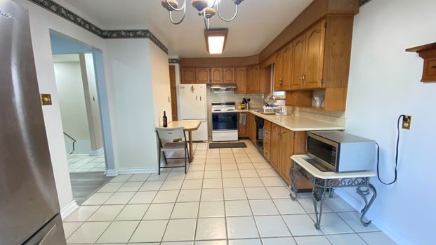 For Lease - 6 Madoc Drive Unit# Upper, Brampton, Ontario - Photo 1