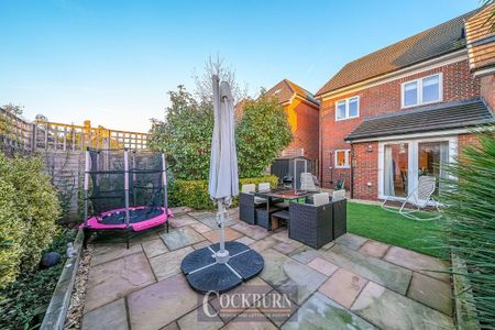 Holland Gardens, New Eltham, SE9 - Photo 4