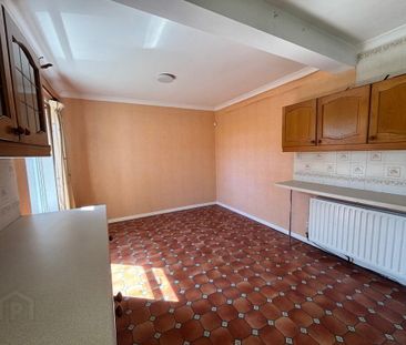19 Alexandra Avenue, Whitehead, Carrickfergus, BT38 9SH - Photo 2