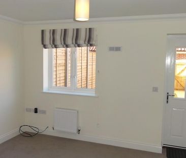 2 bedroom terraced house to rent - Photo 6