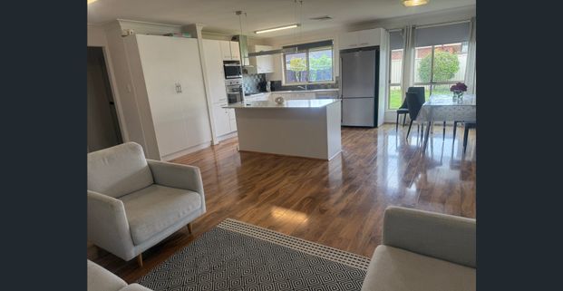 House for rent - Photo 1