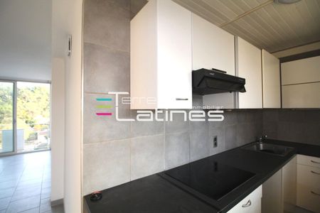 Location Appartement 2 pièces 41m² NIMES 30000 - Photo 3