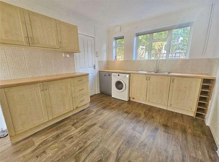Wych Hill, Woking, Surrey, GU22 - Photo 4