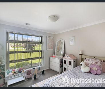 Family Home In Bourkelands - Photo 3