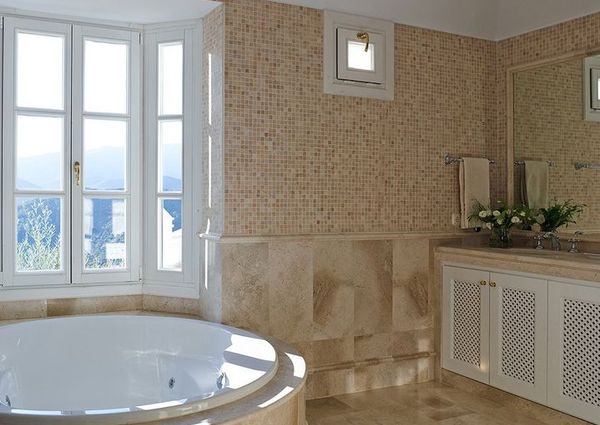 Luxury Villa for rent in Benahavís, Spain