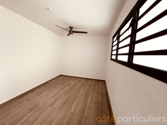 Appartement Saint Denis 1 pièce(s) 38 m2 - BELLEPIERRE - Photo 1