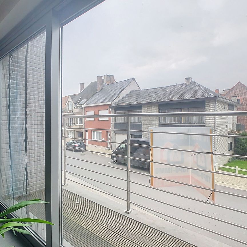 Gezellig appartement met 2 slaapkamers en een staanplaats - Foto 1