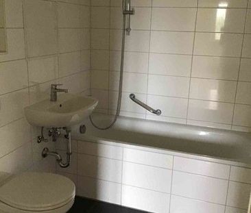 Jetzt schnell sein! Neu sanierte 4-Raumwohnung in Leuben! - Foto 3