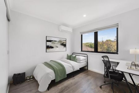 Double Room Ensuite - Photo 3
