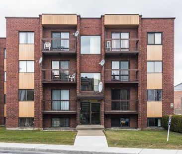 Appartement à louer - Laval (Chomedey) (Autres) - Photo 1