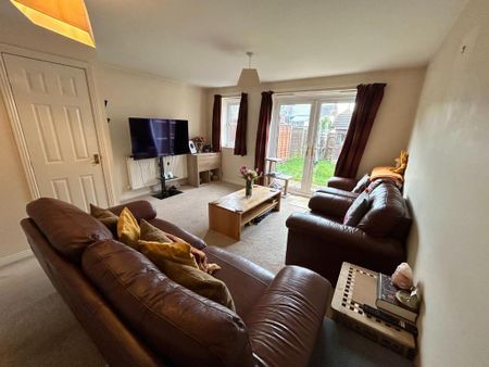 2 bedroom terraced house to rent - Photo 5