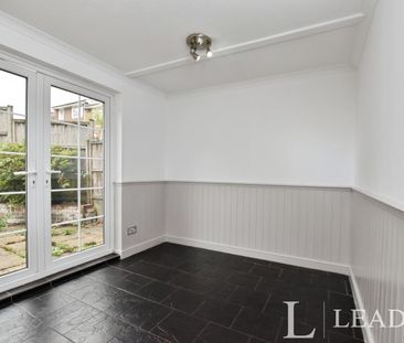 3 bedroom terraced to rent Broadoaks, Epping, CM16 - Photo 3