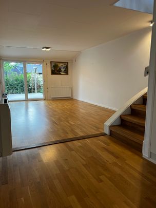 Vallatorpsvägen, Täby - Photo 1