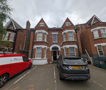 2 Bed Flat, Worple Road, SW19 - Photo 6