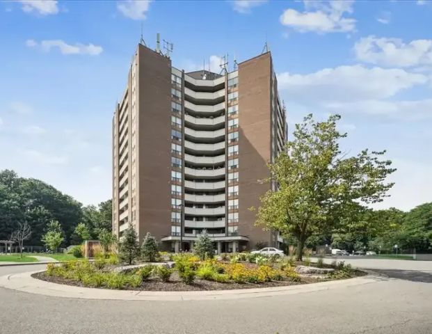 Rathburn Apartments | 2121 Rathburn Road East, Mississauga - Photo 1