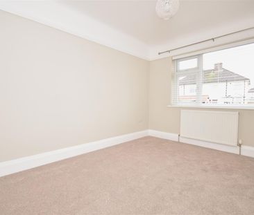 Heather Road, Heswall - Photo 3