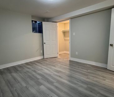 For Lease - 1686 Summergrove Crescent Unit# Bsmt 1BD, Mississauga, ... - Photo 2