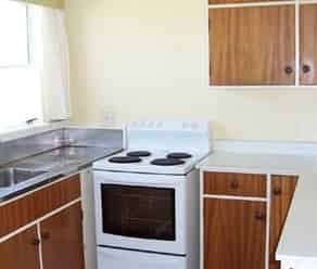 FIRST STREET, MASTERTON - 1 BDRM - $400 P/W - Photo 2