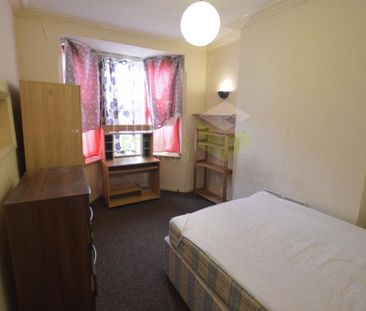 4 bedroom terraced house to rent - Photo 2