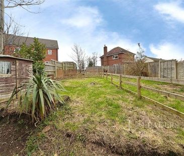 Mount Road, Dawley, Telford, Shropshire, TF4 - Photo 4