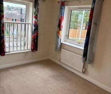 3 bedroom detached house to rent - Photo 3