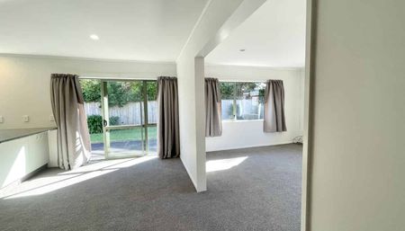 3 Bedroom Home, Paraparaumu Beach - Photo 5