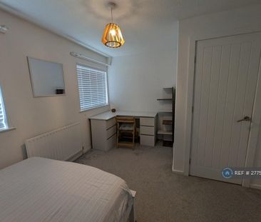 1 bedroom in a house share to rent - Photo 4