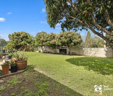 LARGE FAMILY HOME IN ORMISTON WITH PLENTY OF SPACE FOR CARAVAN BOAT... - Photo 5