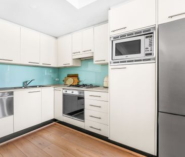 Apartment in Cammeray Light-Filled Apartment with Sleek Upgrades an... - Photo 2