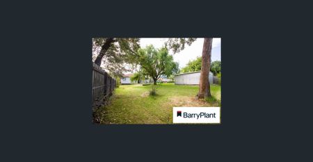 Charming Home Ready to Go! - Photo 3