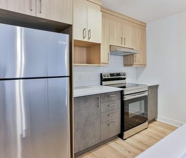 1 MOIS GRATUIT - SAINT-CHARLES-BORROMÉE - APPARTEMENT 4½ À LOUER - Photo 1