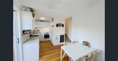 PLEASE DO NOT ATTEND THE PROPERTY BOOK YOUR ONLINE VIDEO TOUR – SEE THE EASY 5 STEP PROCESS BELOW. Please Register To Receive Your Video Tour Link. - Photo 3