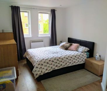 Saltra, SALFORD - Photo 4