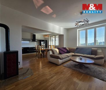 Pronájem bytu 4+kk 150 m², náměstí J. A. Komenského 7, Brušperk - Fotografie 2