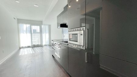 For Lease - 230 Simcoe Street Unit# 2716, Toronto, Ontario - Photo 3