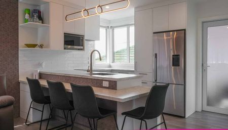 High End Renovation - Photo 2