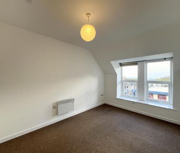 2 bedroom maisonette to rent - Photo 1