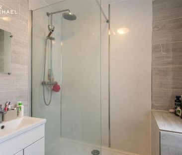 4 bedroom terraced house to rent - Photo 3