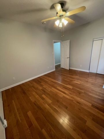 For Lease - 119 Mill Street Unit# B, Halton Hills, Ontario - Photo 4