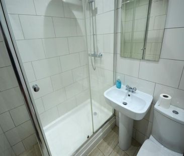 1 Bedroom Apartment To Let - Photo 6