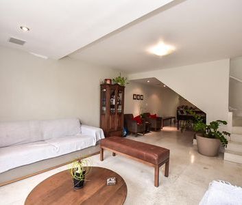 Casa para alugar com 260m², 3 quartos e 3 vagas - Photo 2