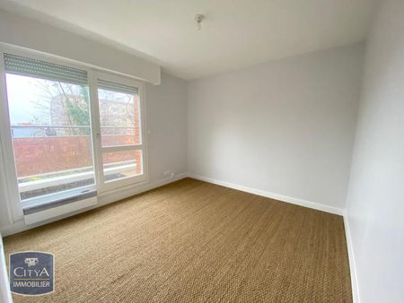 Location Appartement 5 pièces 127m² VALENCIENNES 59300 - Photo 4