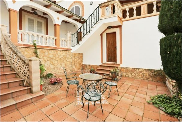 Sea view villa near the beaches and marina of Santa Ponsa - Photo 1