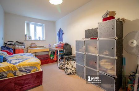 2 bedroom flat to rent - Photo 4