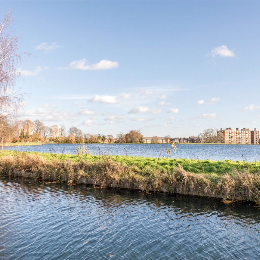 Sandpiper Building, Woodberry Down, N4 2GX - Photo 1