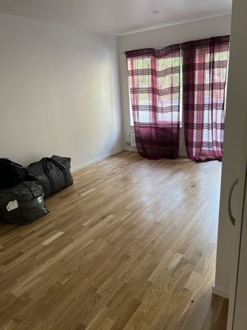 Brolundavägen, Södertälje - Foto 4