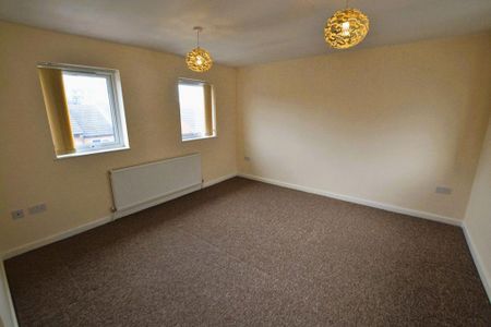 2 bedroom semi-detached house to rent - Photo 2