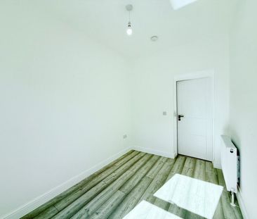 1 bed Shared Flat for Rent - Photo 4